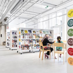 Bibliothèque Fittja, Suède