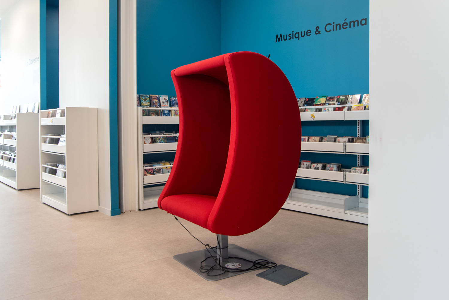 Médiathèque Angerville, France