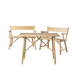 E1577 - Ensemble avec table et 2 bancs